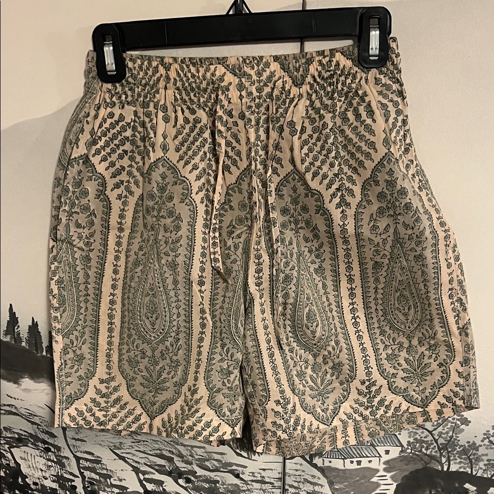 Kardo Olbia Beige/Pistachio Short - XS
